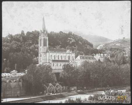Basilique Notre-Dame-du-Rosaire (Lourdes)